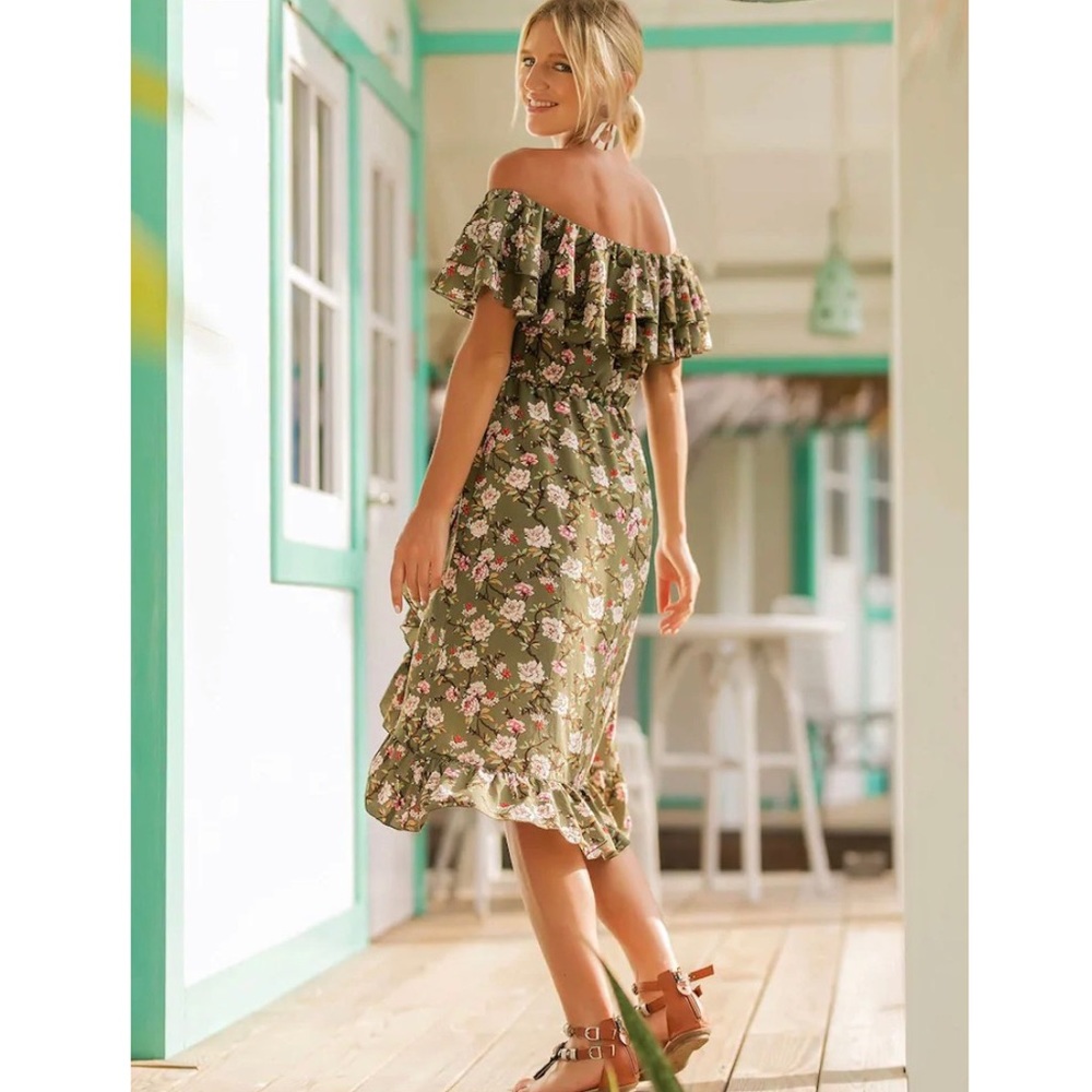 NEW Ruffle Hem Dress - Picture 3 of 3